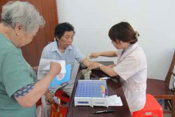 ����һ�w�C���ߗU���Ӱ���̖�B��